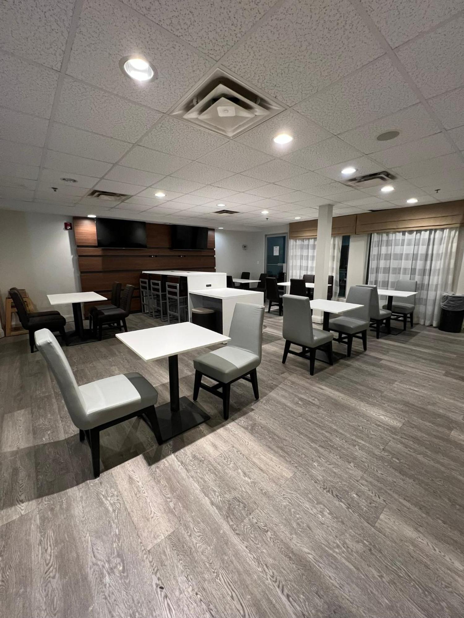 Wingate By Wyndham Dublin Near Claytor Lake State Park Ngoại thất bức ảnh