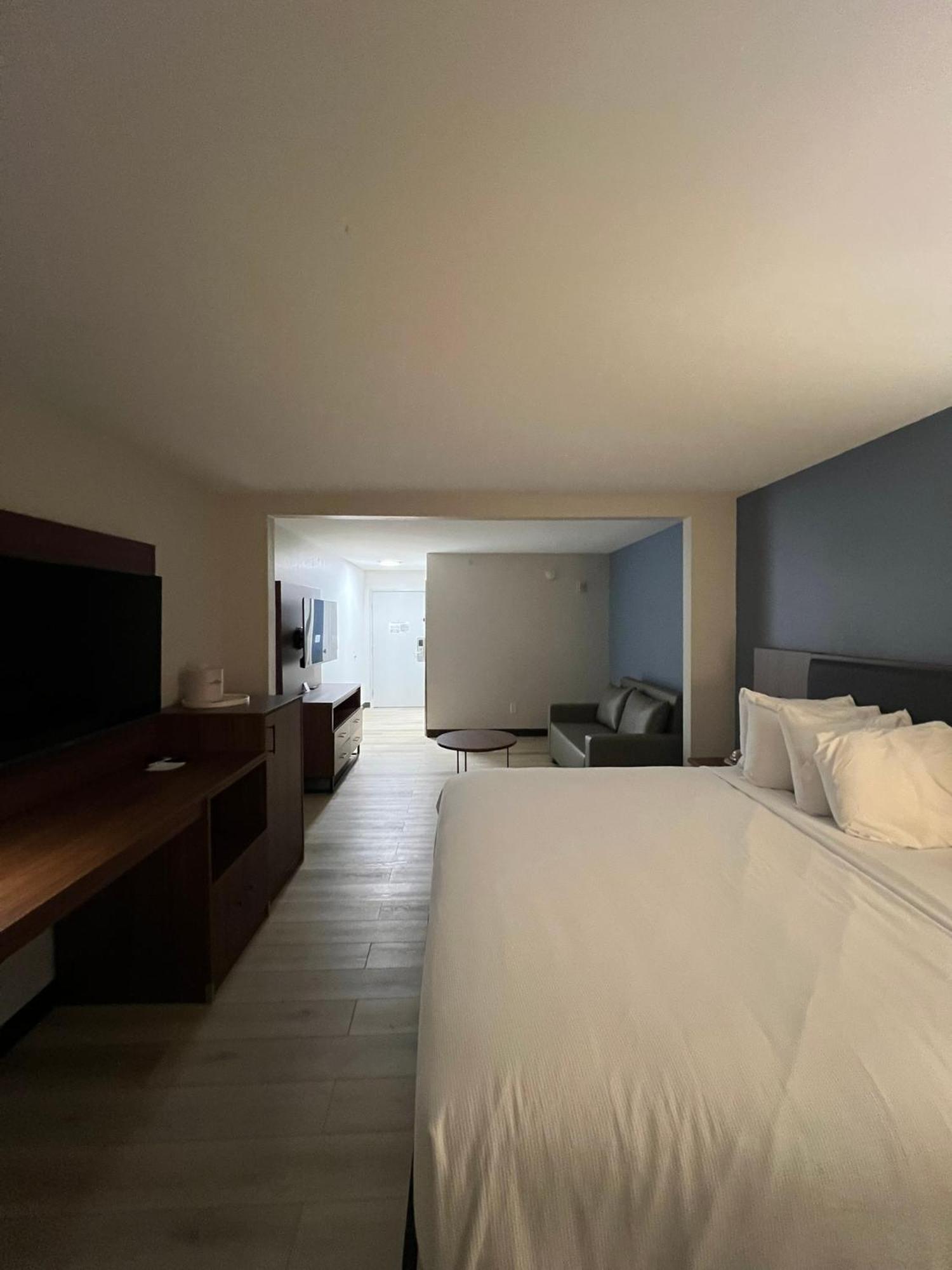 Wingate By Wyndham Dublin Near Claytor Lake State Park Ngoại thất bức ảnh