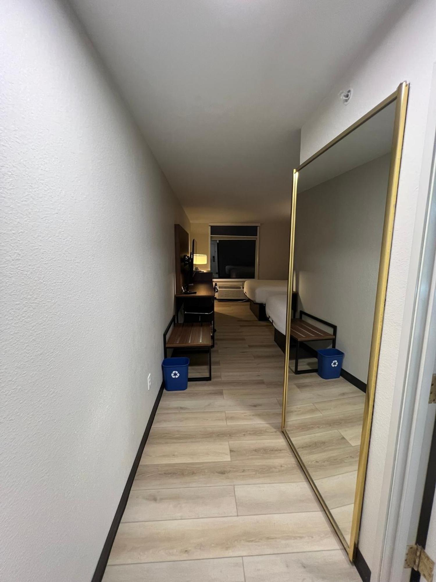 Wingate By Wyndham Dublin Near Claytor Lake State Park Ngoại thất bức ảnh