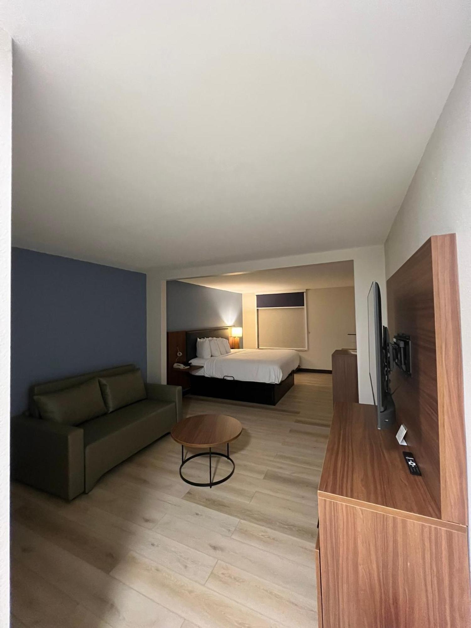 Wingate By Wyndham Dublin Near Claytor Lake State Park Ngoại thất bức ảnh