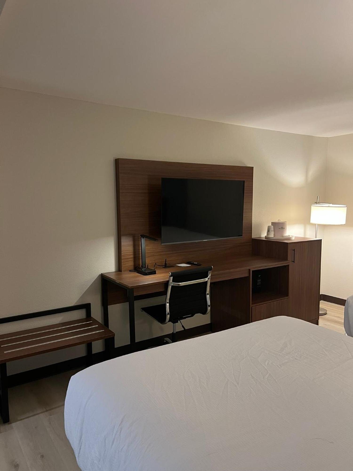 Wingate By Wyndham Dublin Near Claytor Lake State Park Ngoại thất bức ảnh