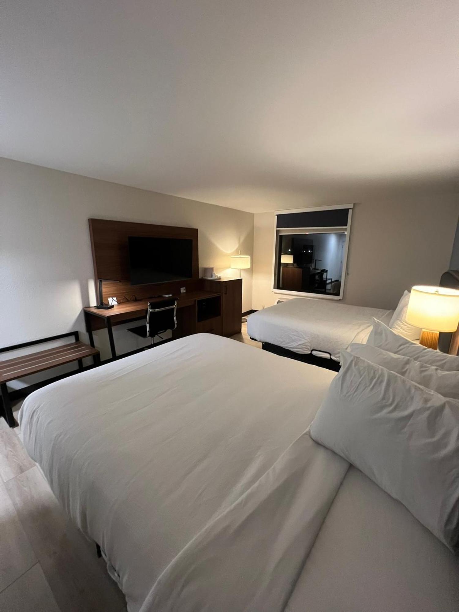 Wingate By Wyndham Dublin Near Claytor Lake State Park Ngoại thất bức ảnh